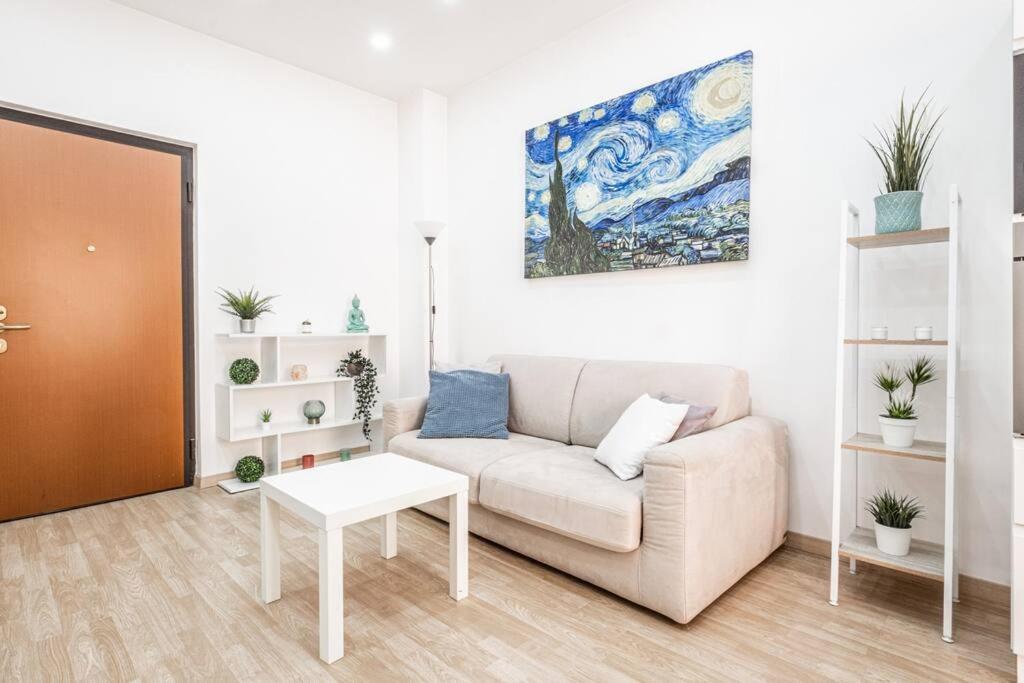 Artistic House Navigli-Duomo Netflix & Design Apartment Milan Exterior photo